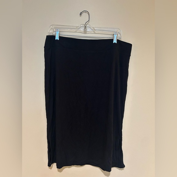 GAP Dresses & Skirts - GAP NWT Classic Black Pencil Skirt Waist 35, Length 26